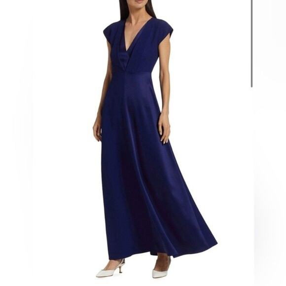 St. John Satin Crepe Floor-Length Gown New With Tags Dark Cobalt Wedding Mother - Picture 1 of 11